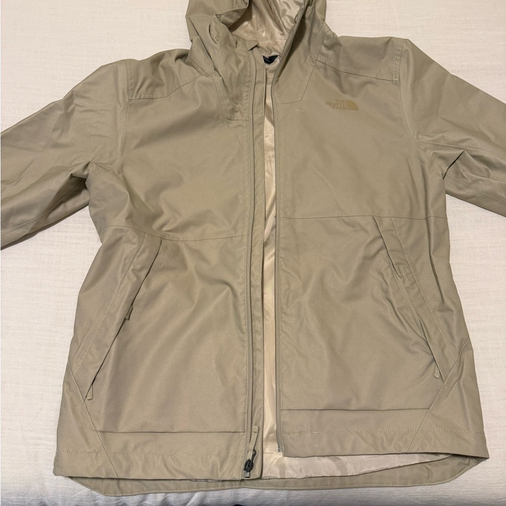 Men’s The North Face Hooded rain Jacket
